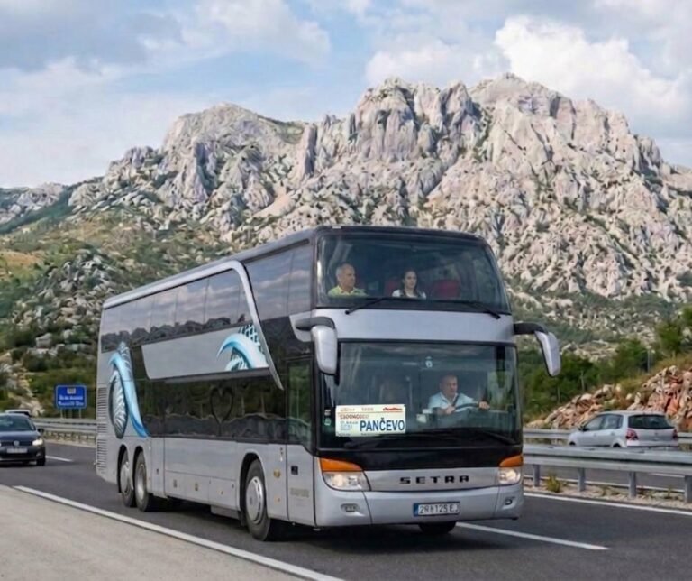 Autobus na auto-putu.